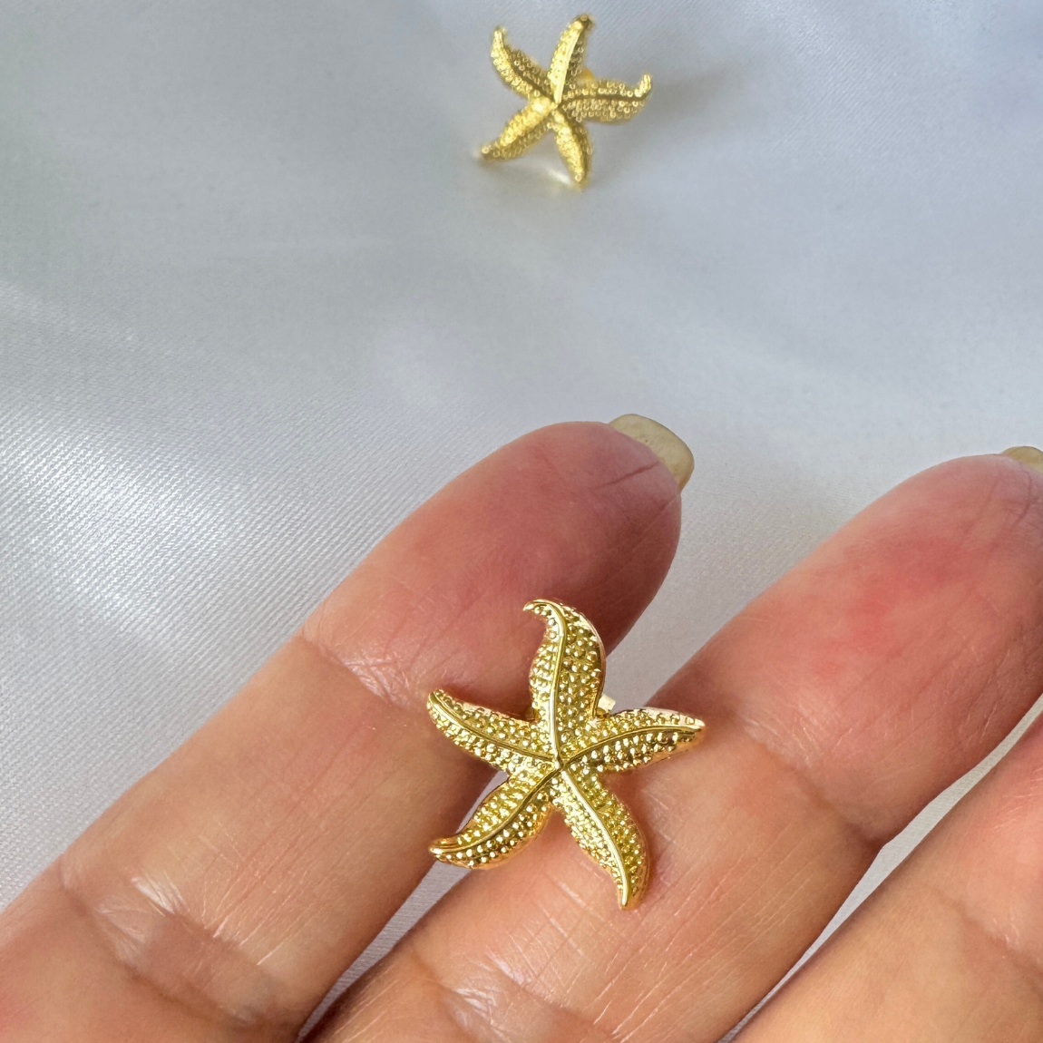 Aros Estrella de Mar Dorada
