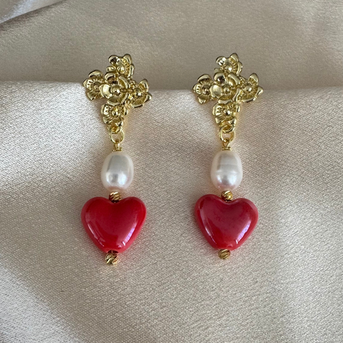 Aros Corazón Carmesí & Perla