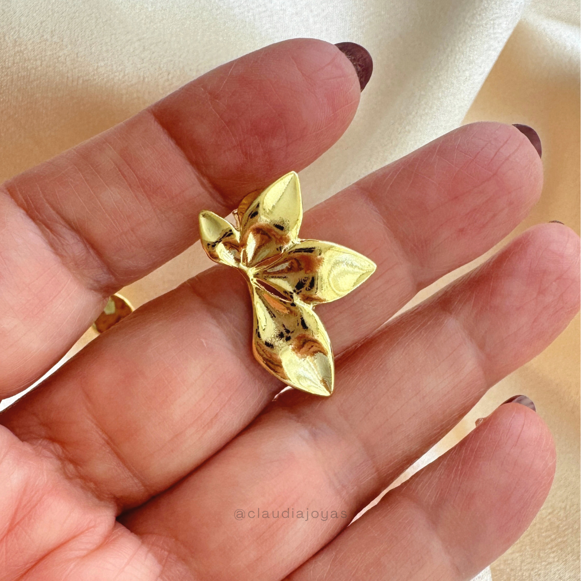 Aros Media Flor Bañados en Oro