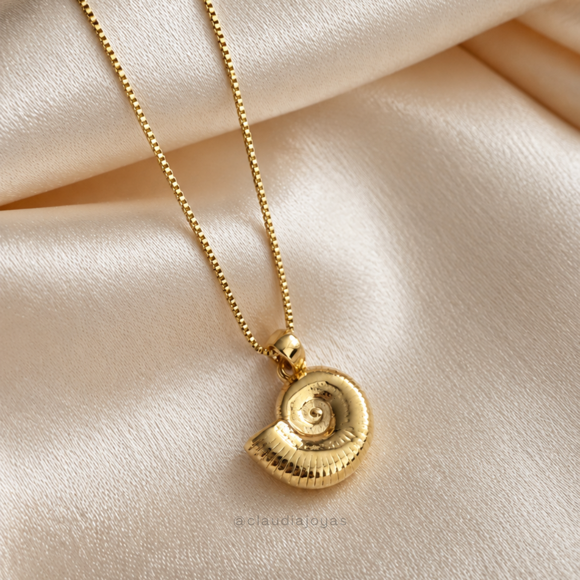 Collar Espiral del Mar