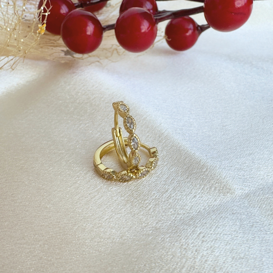 Argollitas de Hojitas con Circón