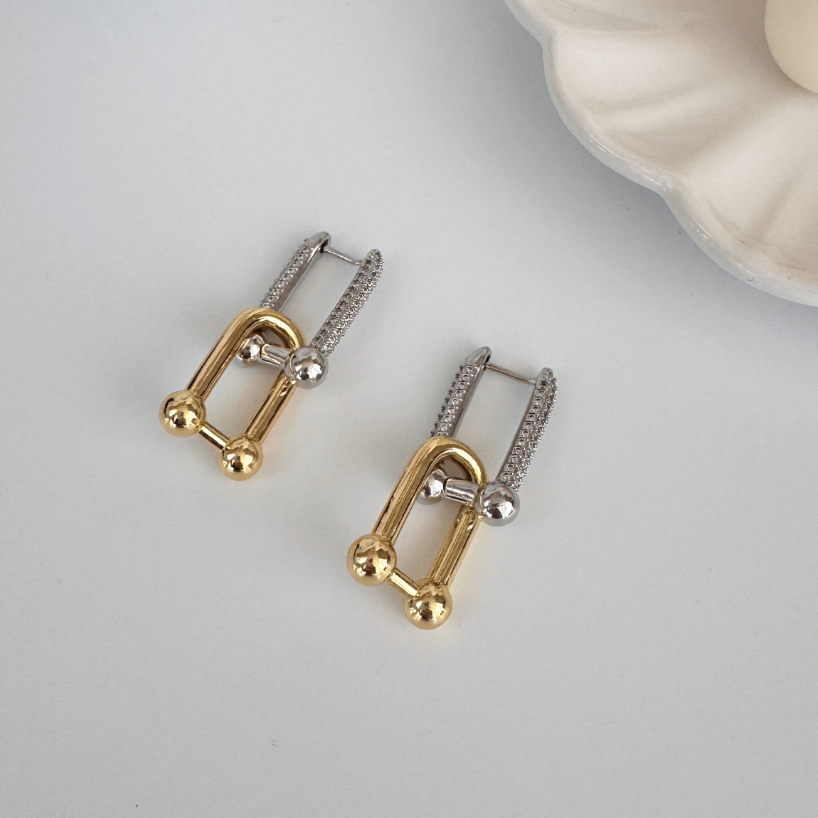 Aros Bambú con Circones Dorados