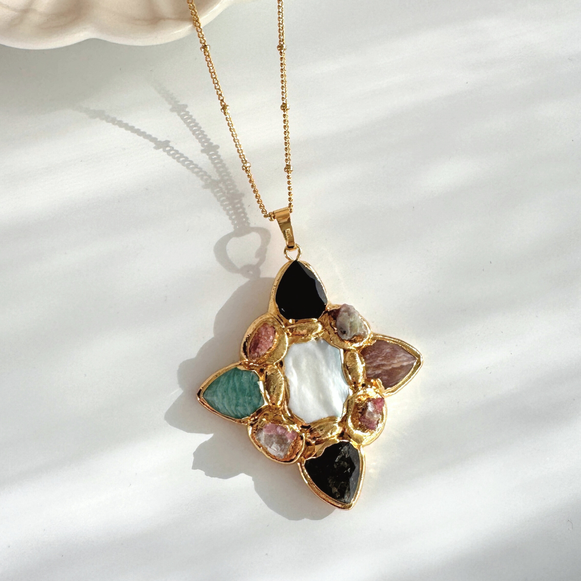 Collar Estrella de Piedras Semipreciosas