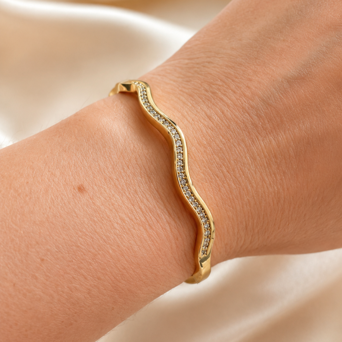 Brazalete Ondas con Circones