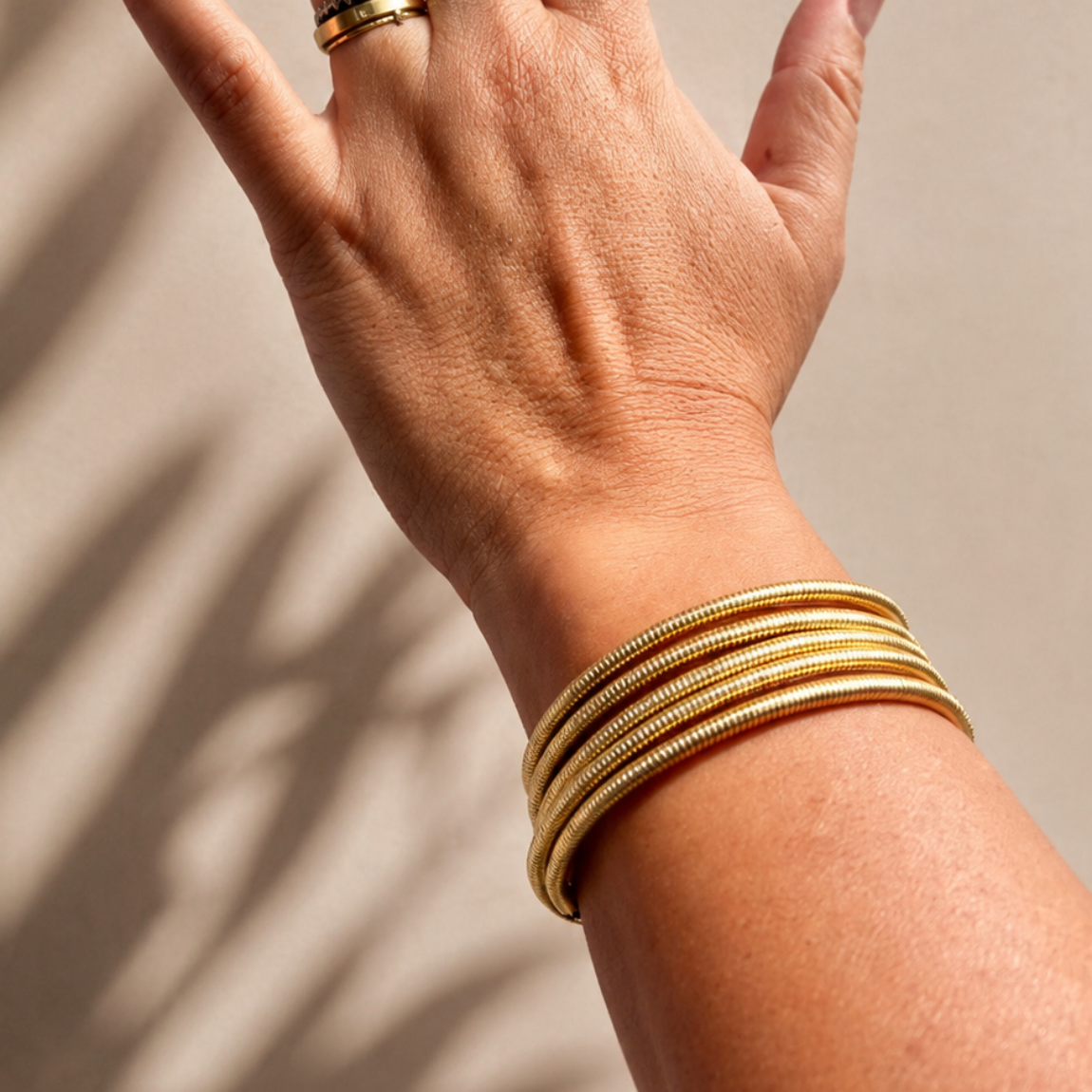 Pulsera Resorte Dorada