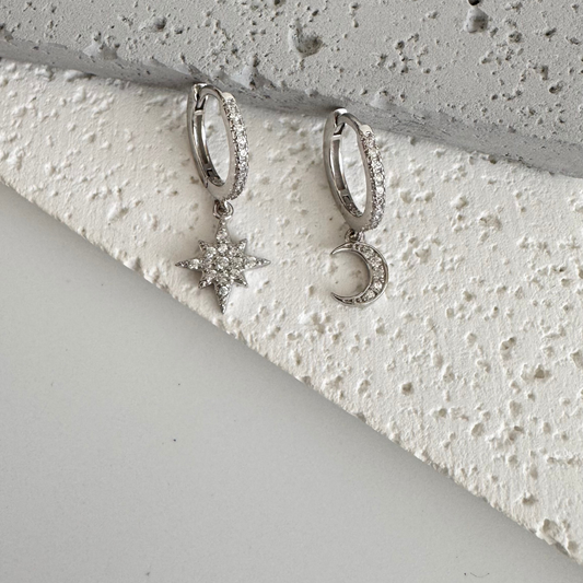 Aros Huggie Lunar en plata 925