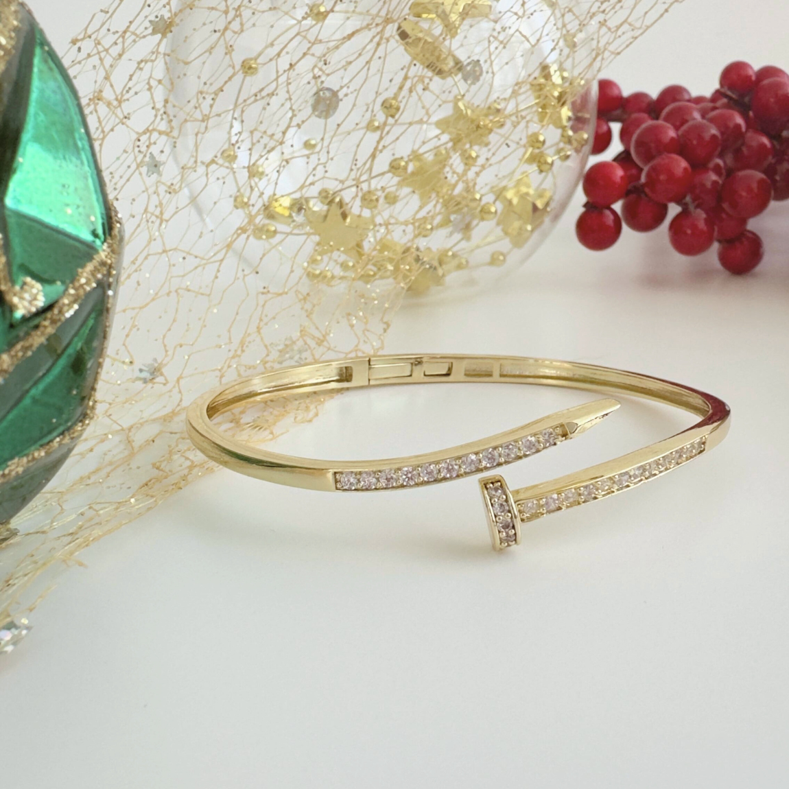 Brazalete Clavo con Circones