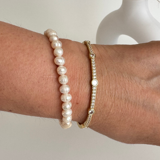 Brazalete Brillo Sutil – Enchapado en Oro 18K