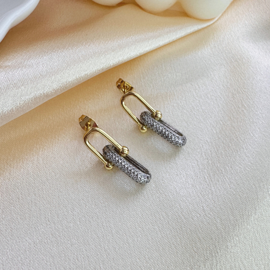Aros Óvalo con Microcircones Dorados
